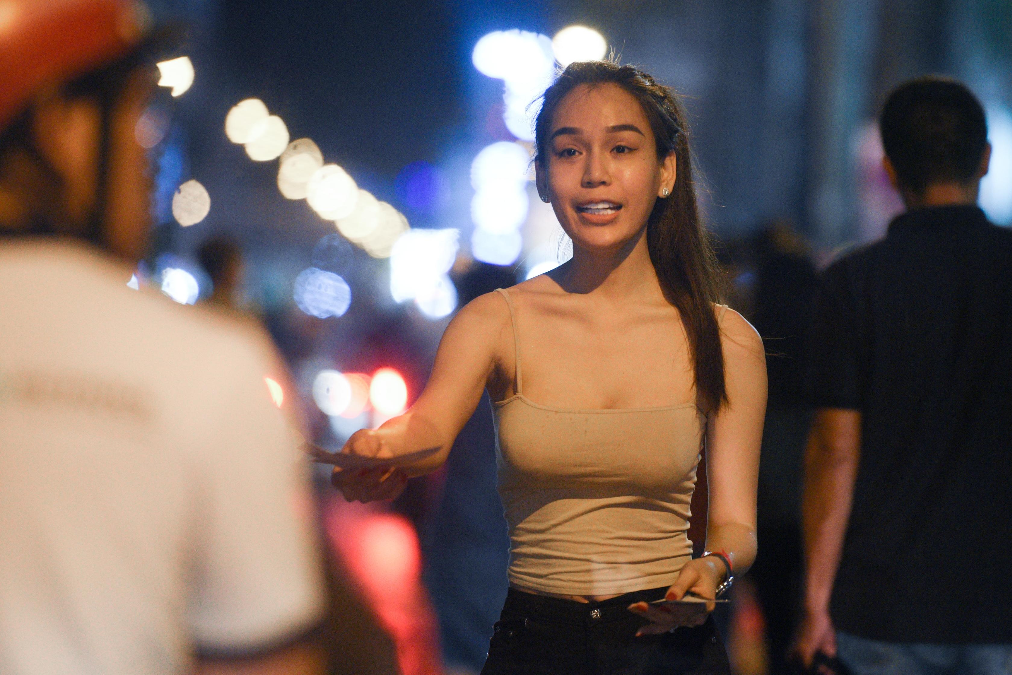 phe ve ban thao tran tp.hcm vs ha noi anh 5