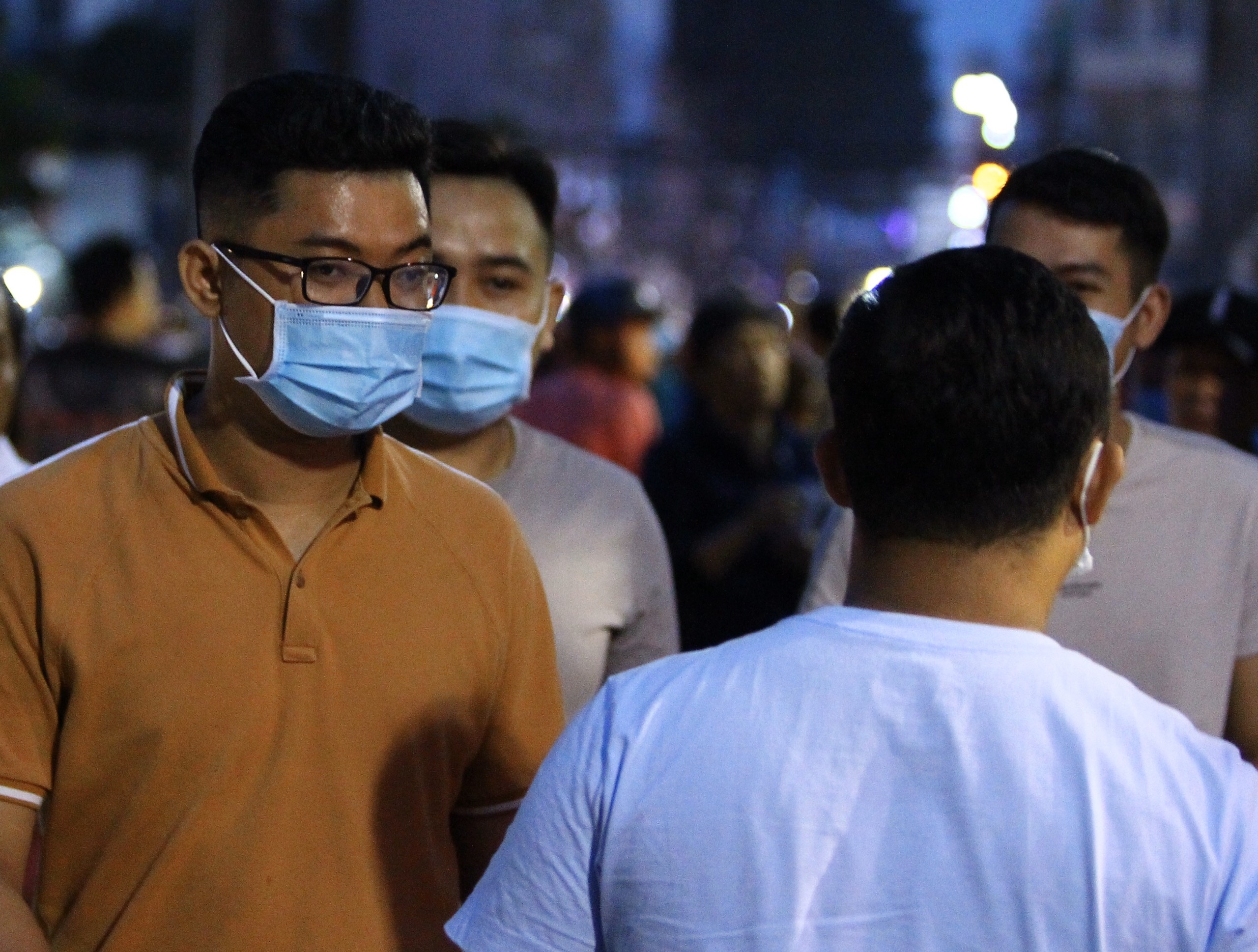 phe ve ban thao tran tp.hcm vs ha noi anh 8