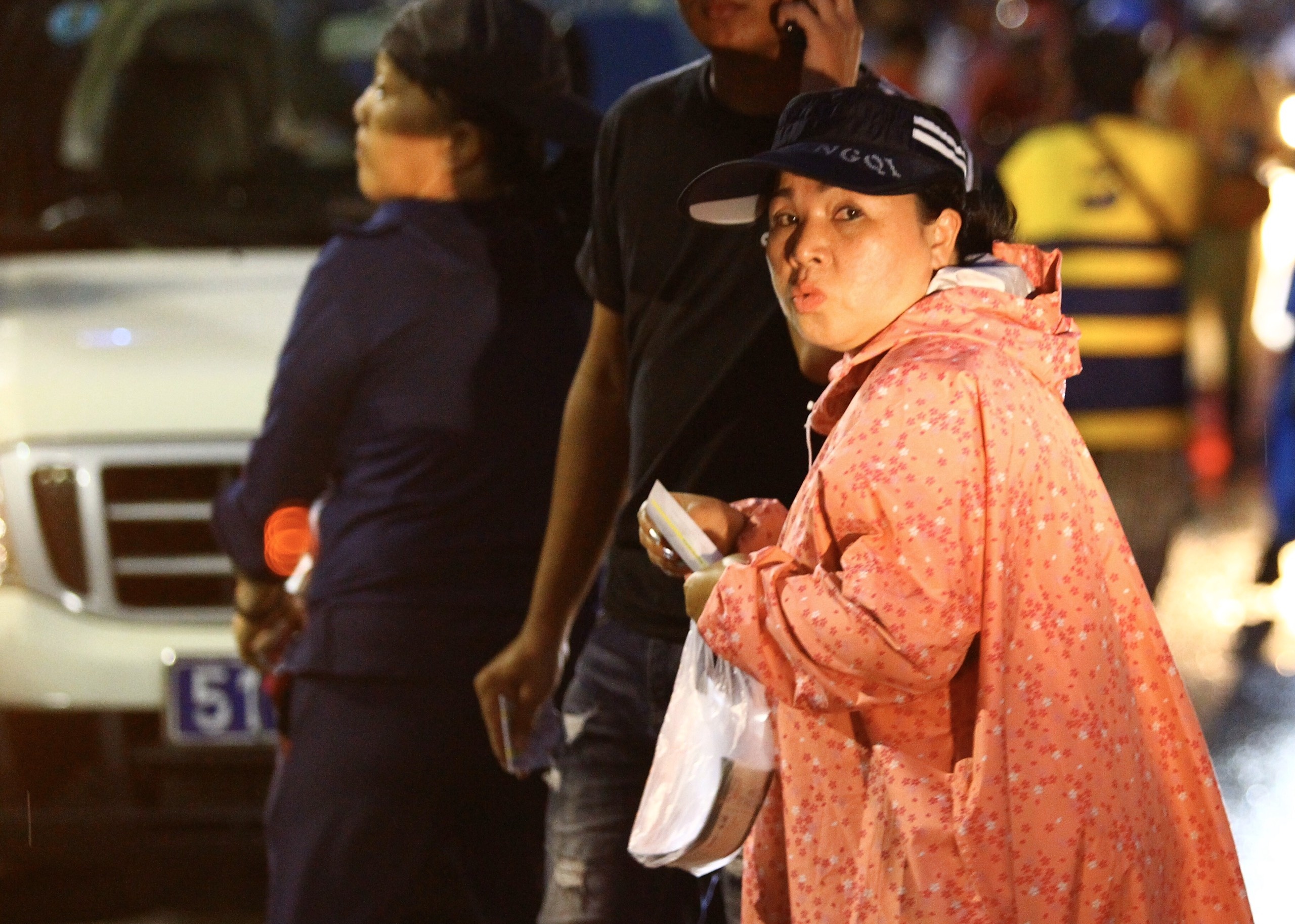 phe ve ban thao tran tp.hcm vs ha noi anh 3