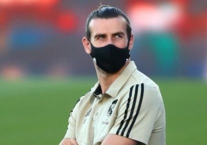 Real siet chat kiem tra y te sau vu Diaz nhiem virus corona hinh anh