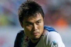 Tran dau khien 3 tuyen thu Lao bi cam suot doi hinh anh