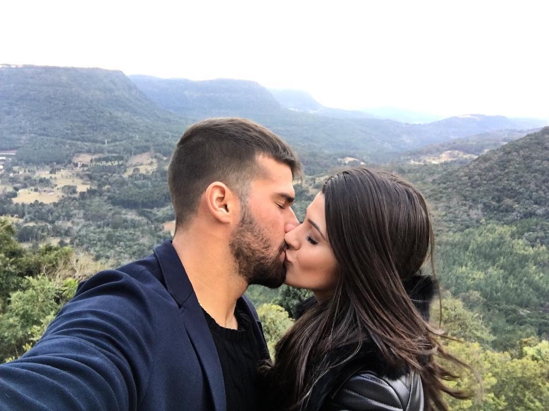 vo cua alisson anh 2