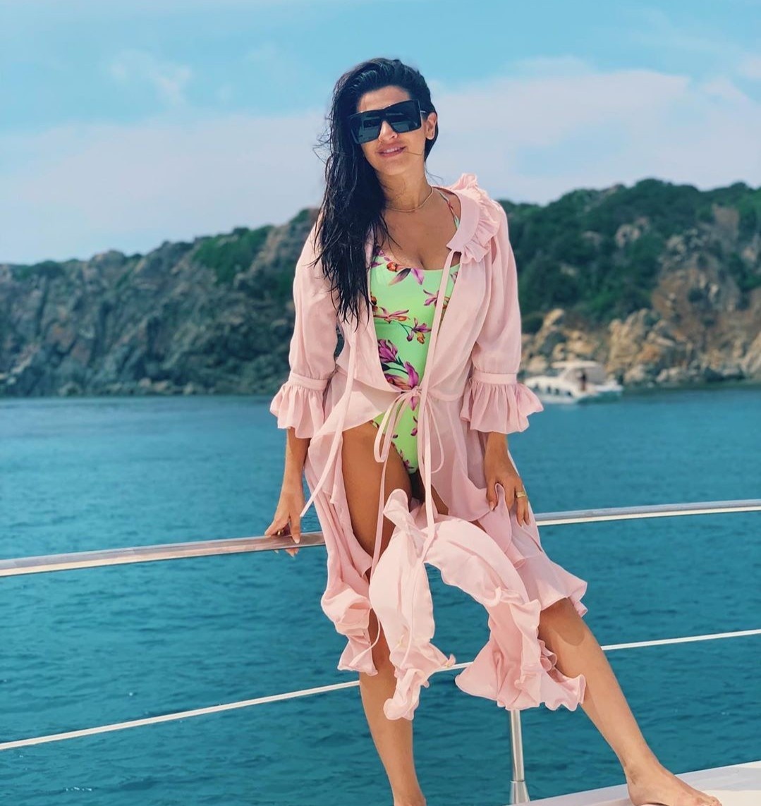 vo cua alisson anh 6