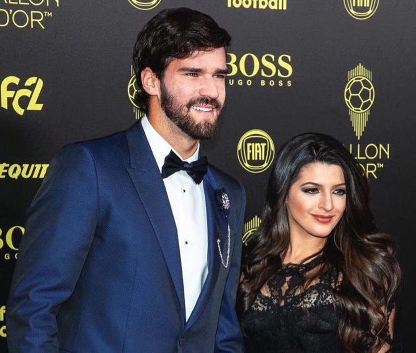 vo cua alisson anh 5