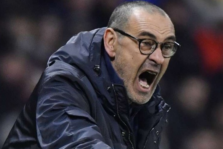 HLV Juventus noi gian khi bi dat nghi van ve tuong lai hinh anh