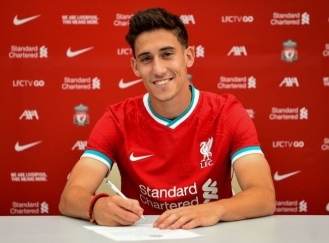 Liverpool co tan binh dau tien trong mua he nay hinh anh