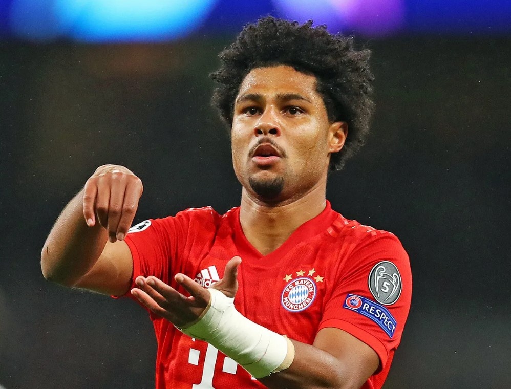 HLV Wenger: 'Toi biet Gnabry se co su nghiep tuyet voi' hinh anh