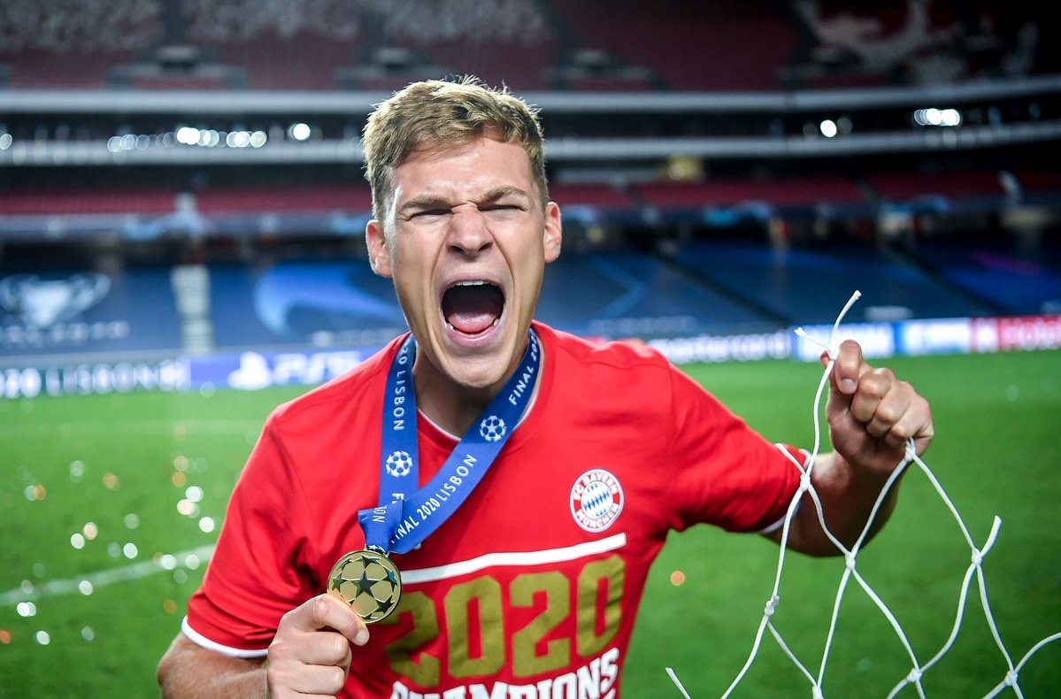 Bayern co hon 20 ngay de an mung 3 chuc vo dich hinh anh