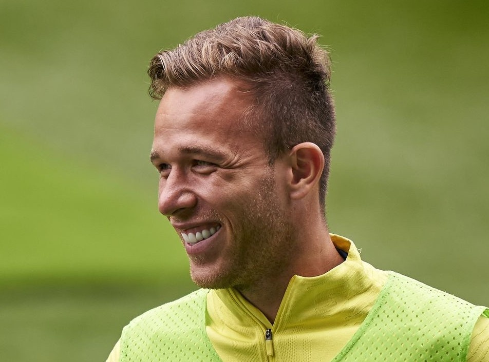 Arthur Melo: 'Toi co cam giac Juventus nhu nha minh' hinh anh