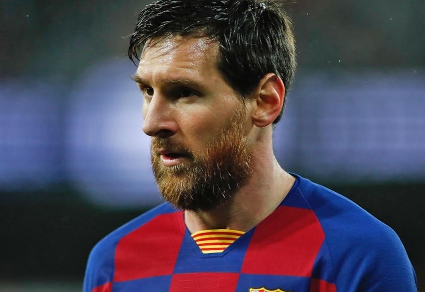 Modric: 'Nhieu cau thu se thanh ngoi sao khi Messi ra di' hinh anh