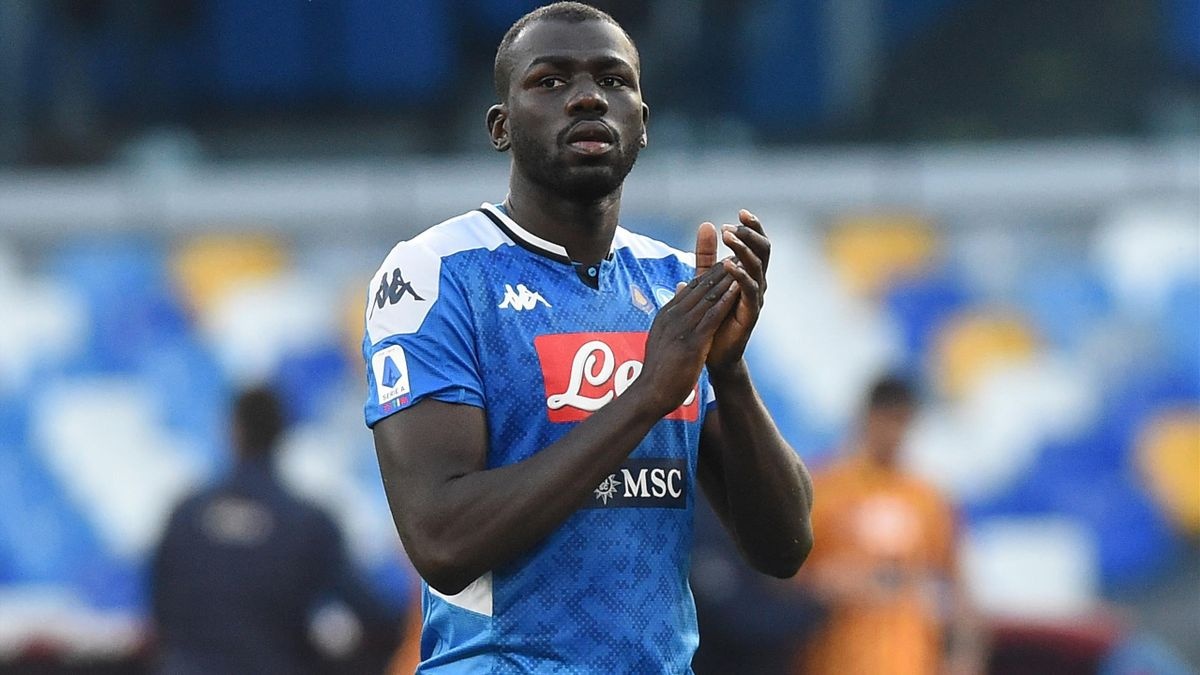 man city nang gia mua koulibaly anh 1