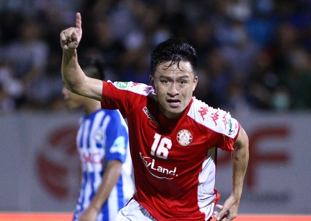 HLV Chung Hae-seong: 'Sao phai bo cuoc khi thua 2 ban?' hinh anh