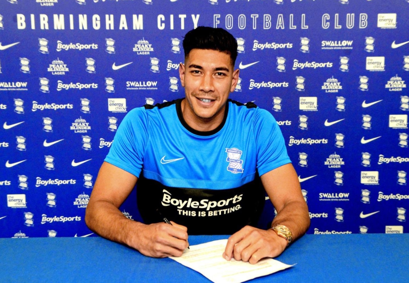 Thu mon tuyen Philippines gia nhap Birmingham City hinh anh