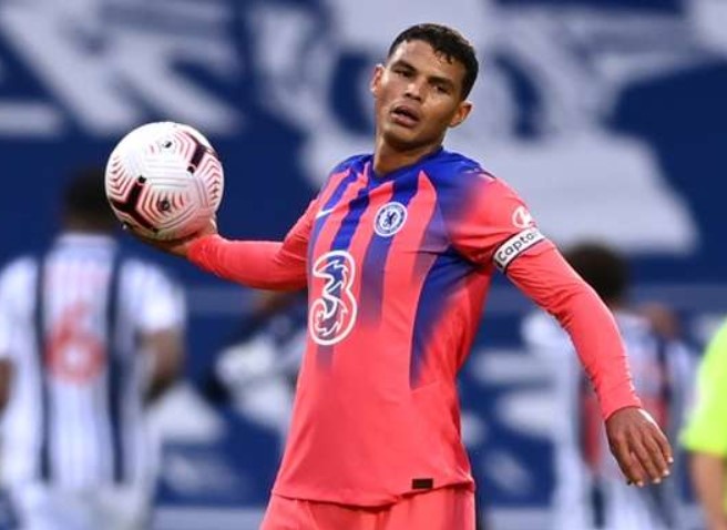 HLV Lampard bao ve Thiago Silva hinh anh