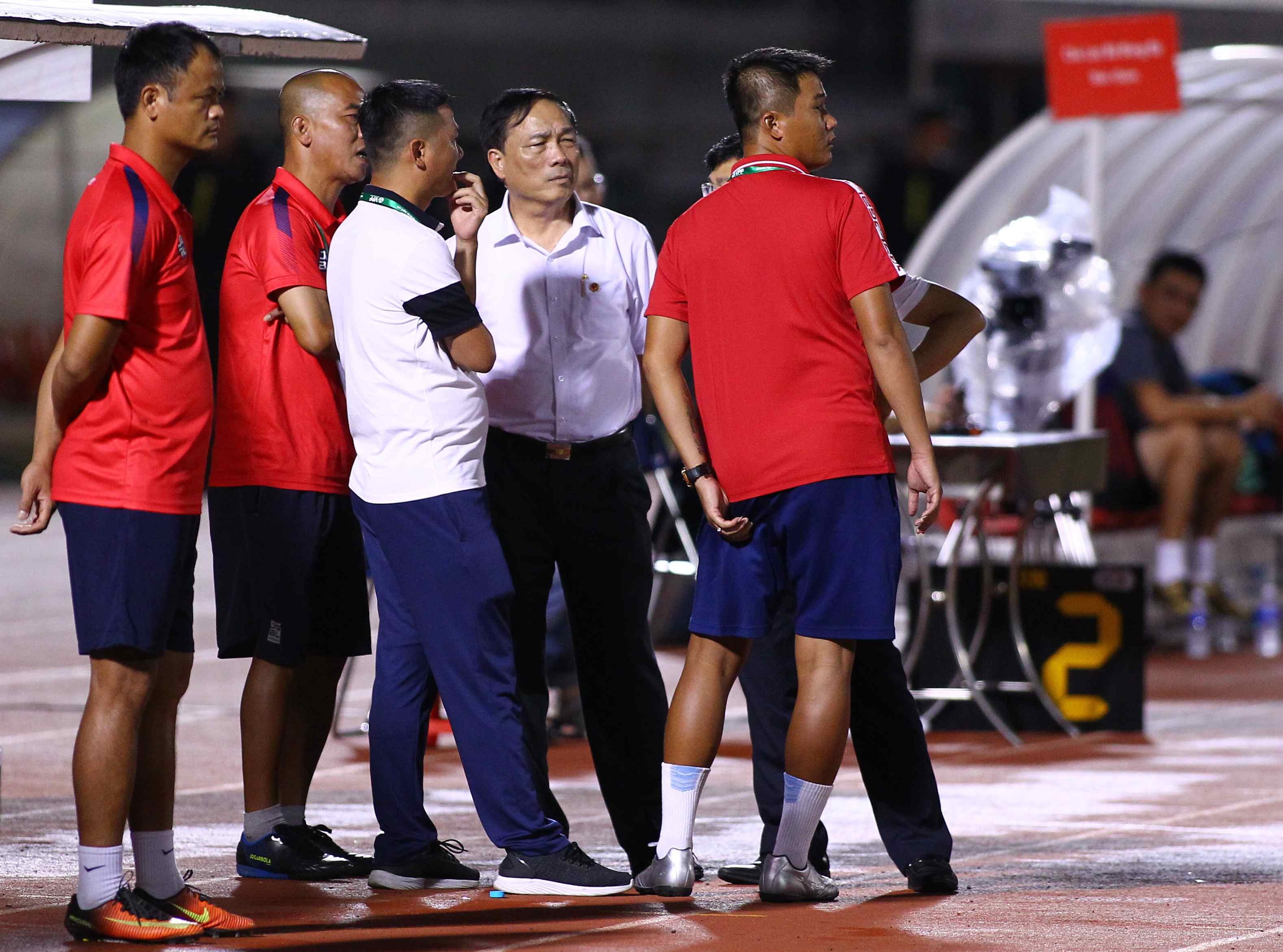 nhung dieu ky la o V League anh 2