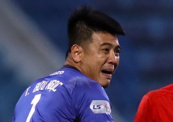 HAGL mat 2 tru cot hang thu o tran gap CLB Ha Noi hinh anh