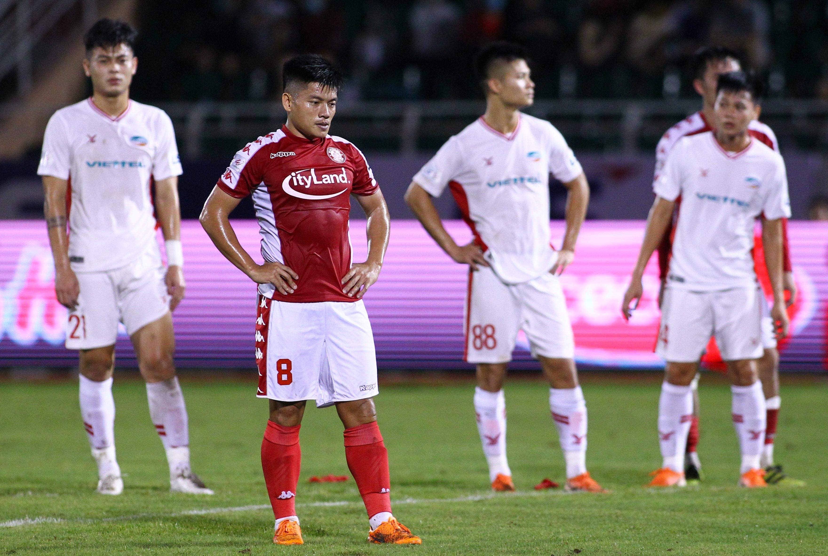 cong phuong clb tphcm anh 2