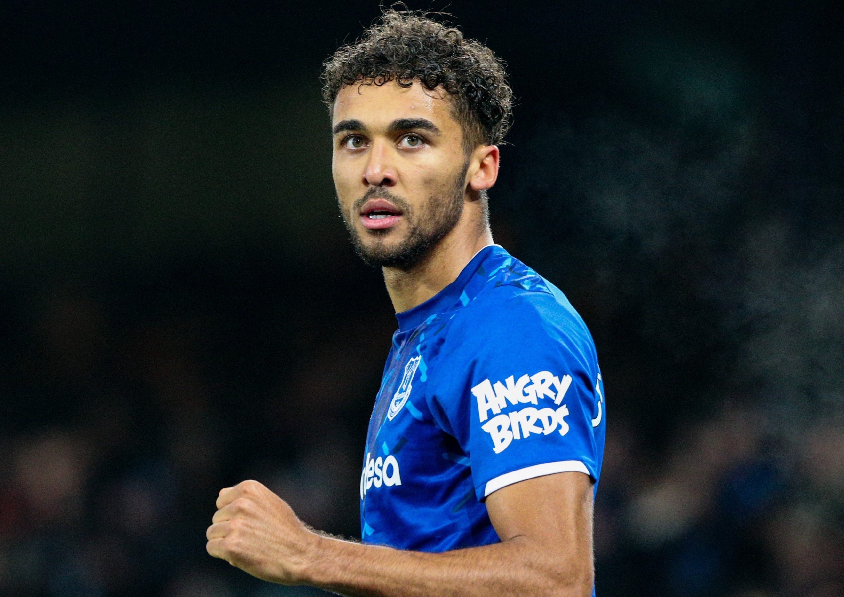 Giai ma Calvert-Lewin, mui nhon hua hen khoan thung Liverpool hinh anh