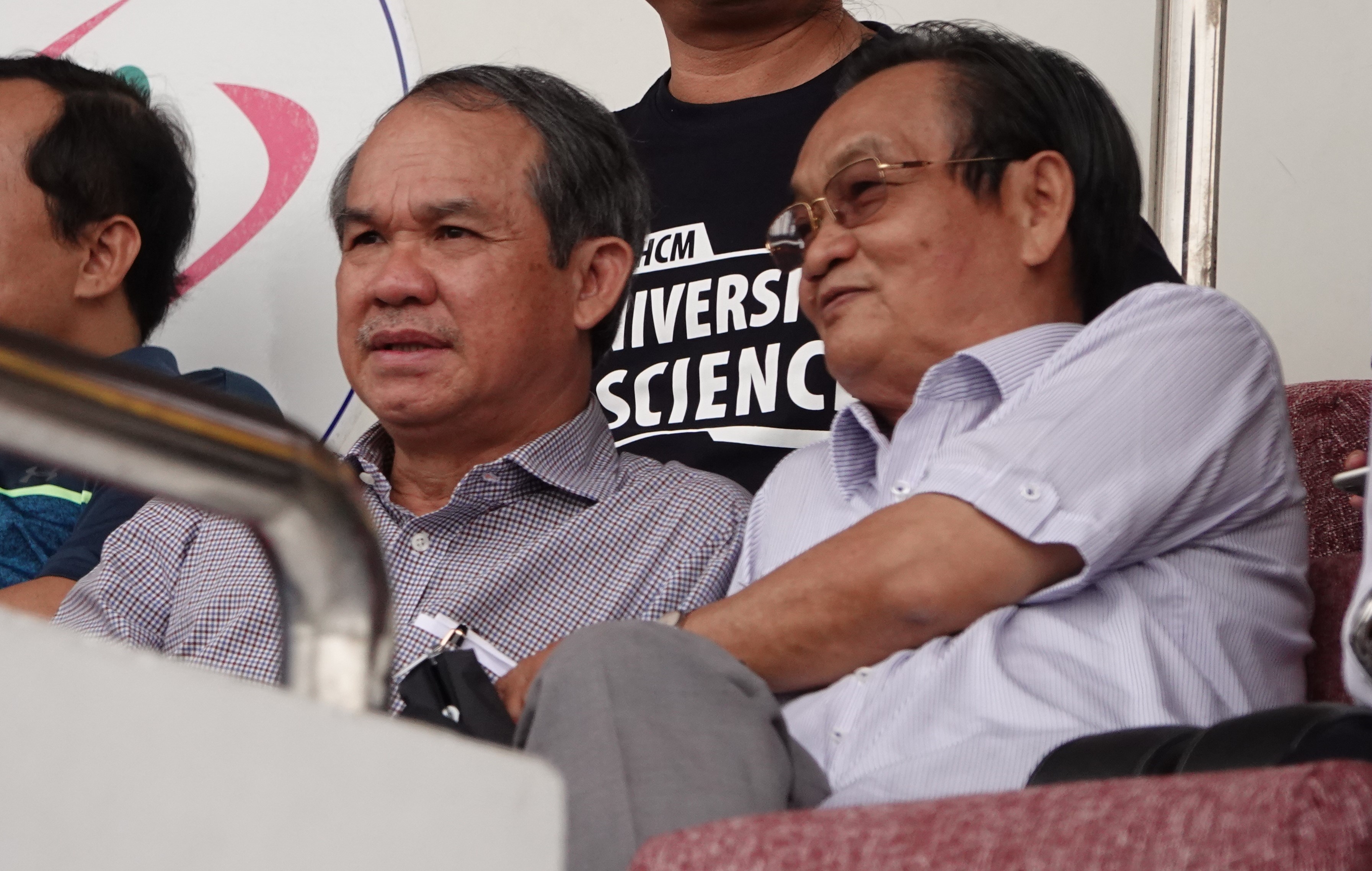 cong phuong dien vest anh 2