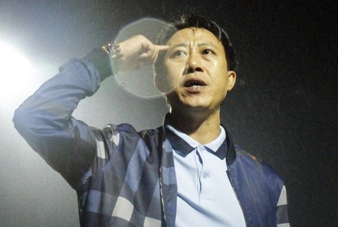 HLV doi Quang Nam: 'Ai tru hang do ong troi quyet dinh' hinh anh