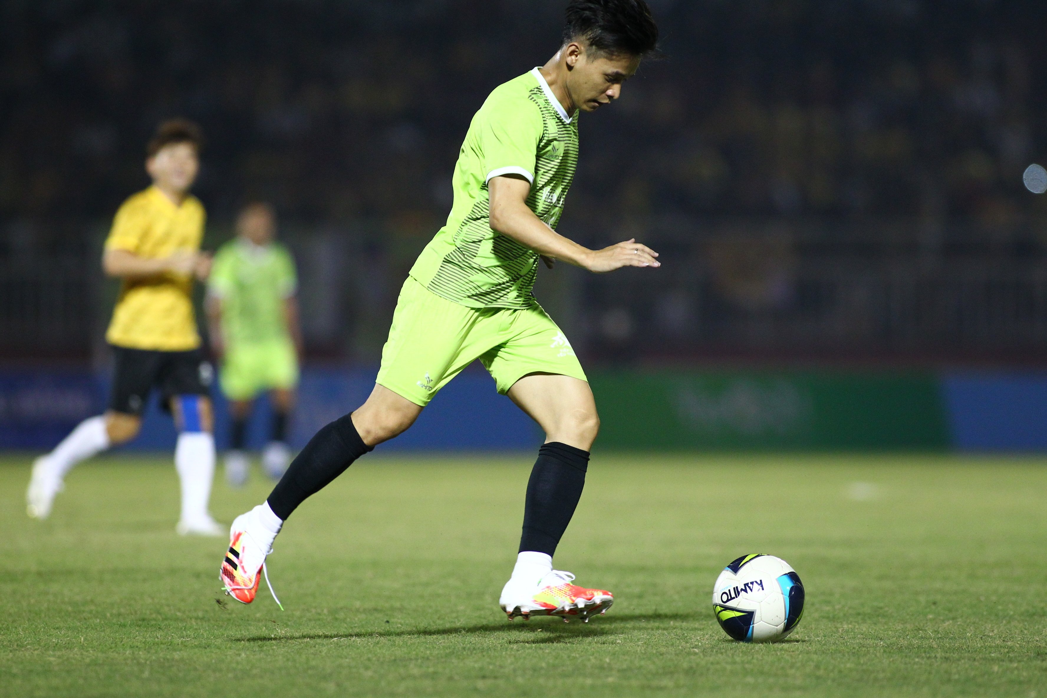 misthy den co vu do mixi anh 5