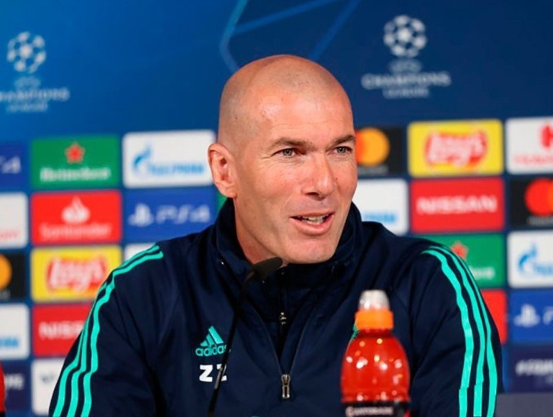 HLV Zidane: 'Chung toi can trinh dien nhu trong tran gap Barca' hinh anh