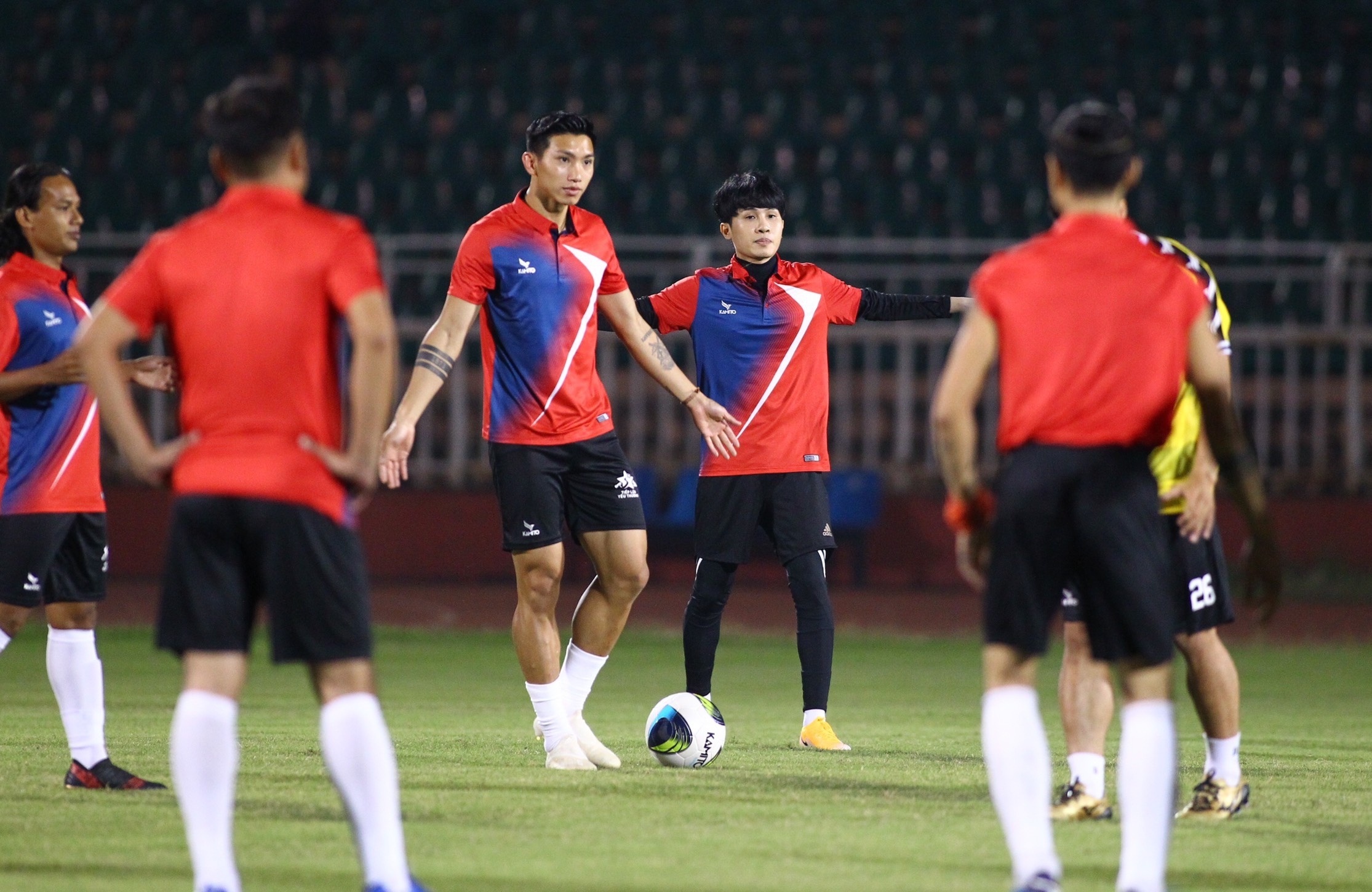 quang hai thi dau voi jack anh 9