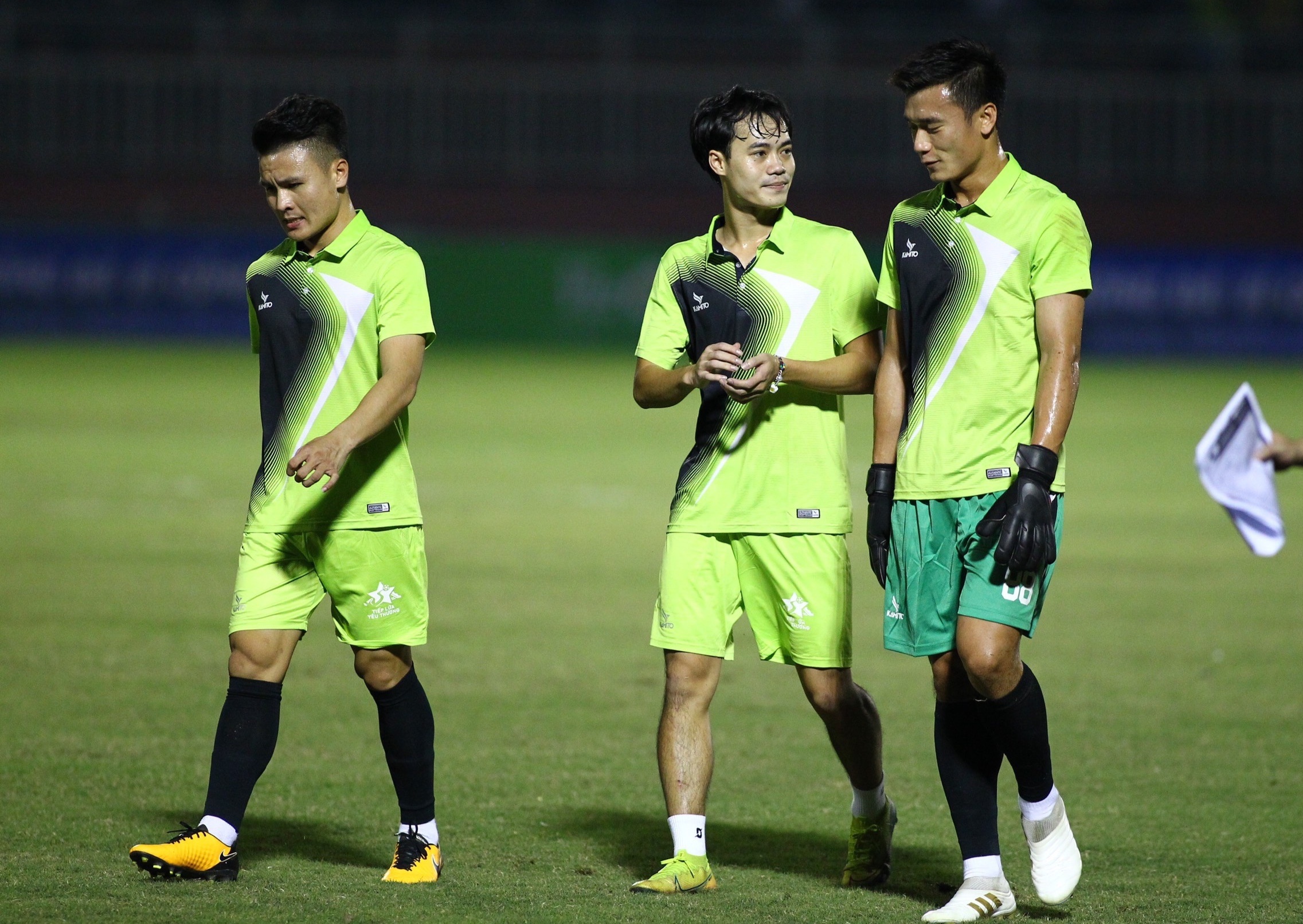 quang hai thi dau voi jack anh 1