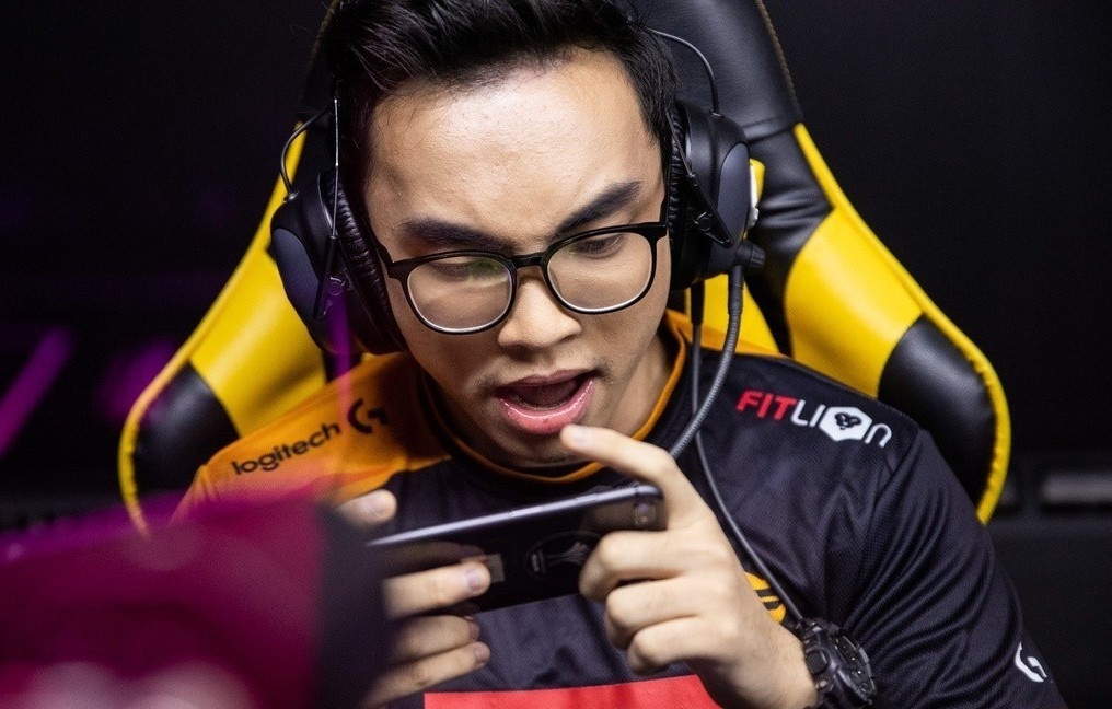 Hai game thu thanh cong khi tu bo Lien Minh Huyen Thoai hinh anh