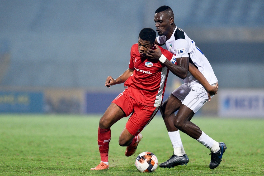 hong linh ha tinh mua 2 cau thu hagl anh 1