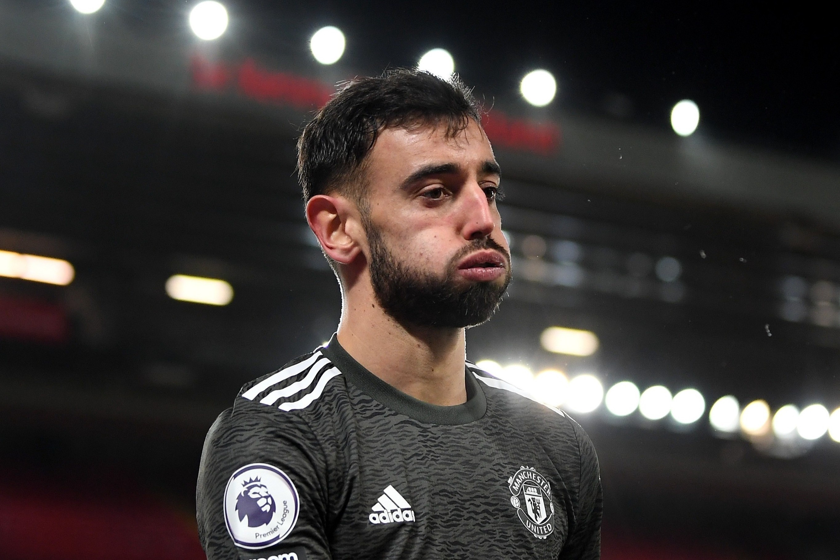 Bruno Fernandes choi nhat nhoa khi gap nhom Big Six mua nay hinh anh