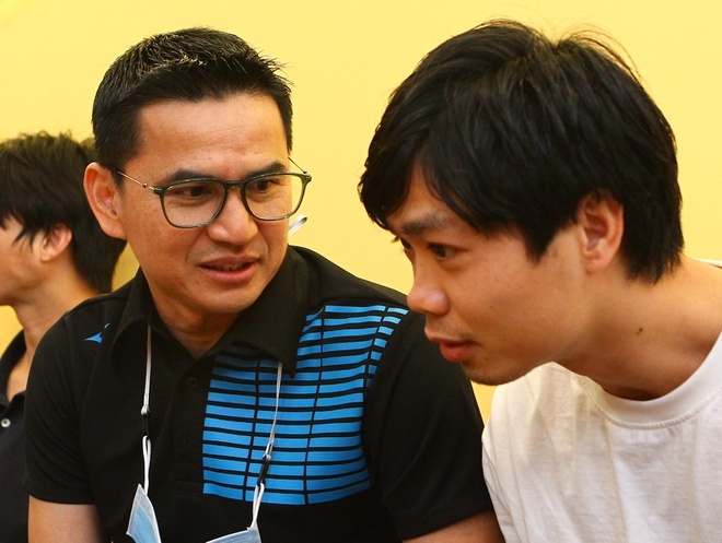 Cong Phuong, Kiatisuk giup HAGL ban 80% ve mua sau vong mot hinh anh