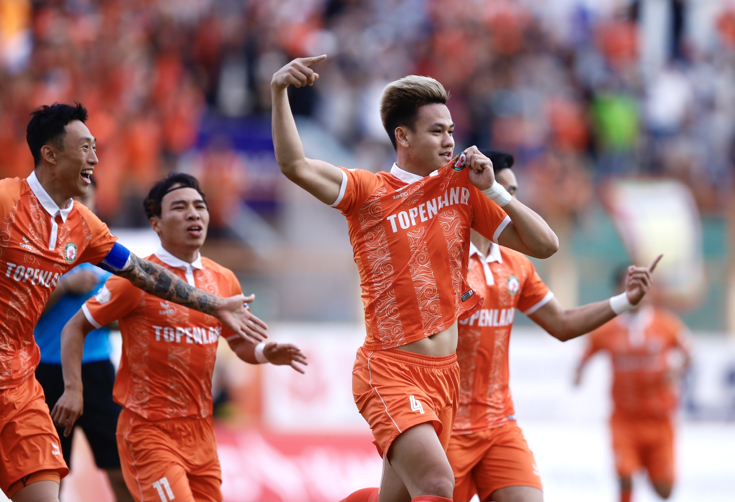 binh dinh 1-0 sai gon anh 1