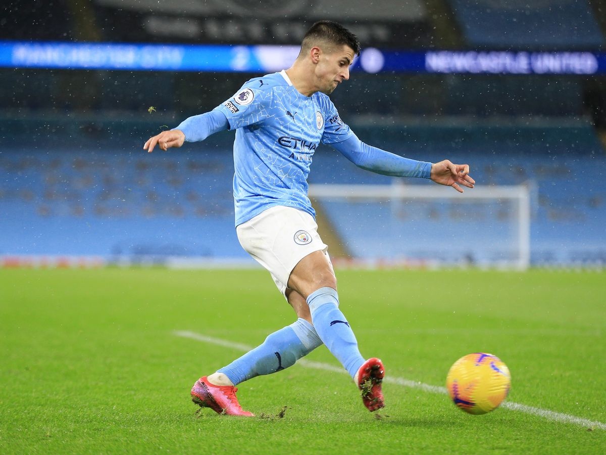 tru cot cua man city anh 6