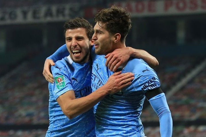 Cap trung ve 101 trieu bang khien Man City dang so hon hinh anh