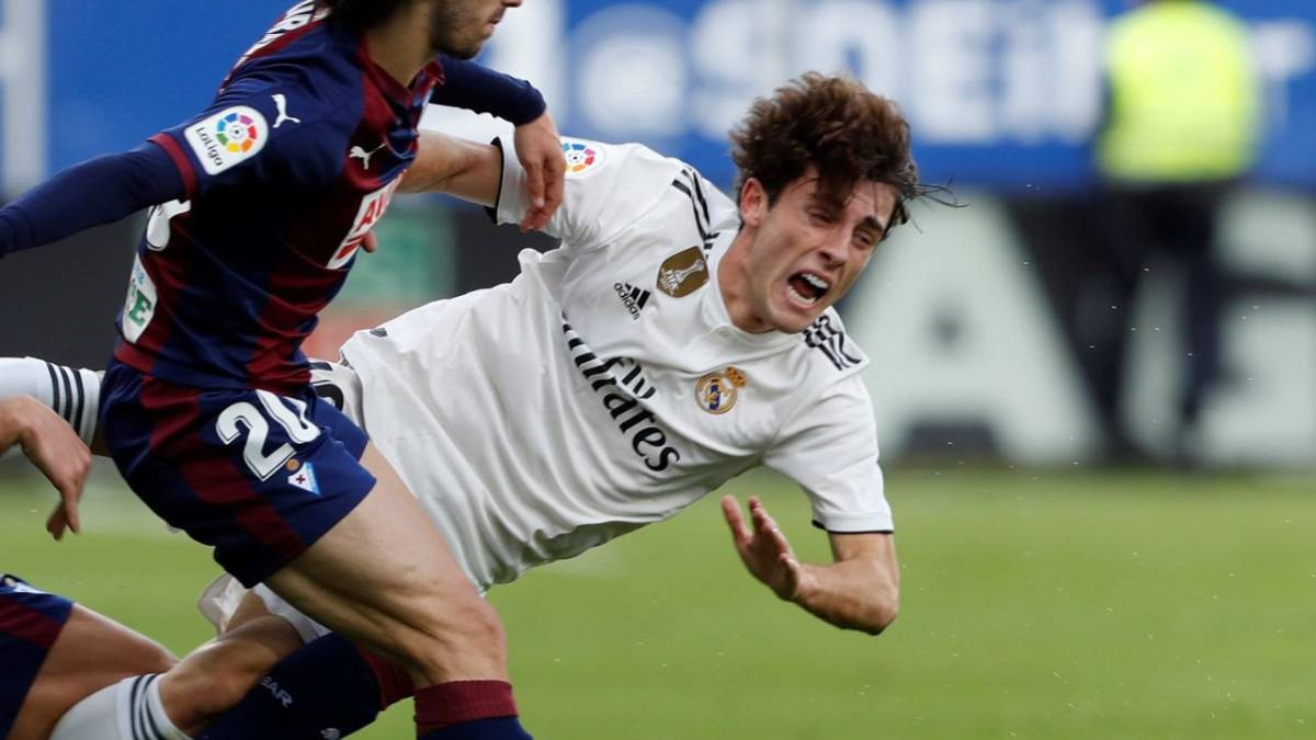 tinh trang chan thuong o real anh 2