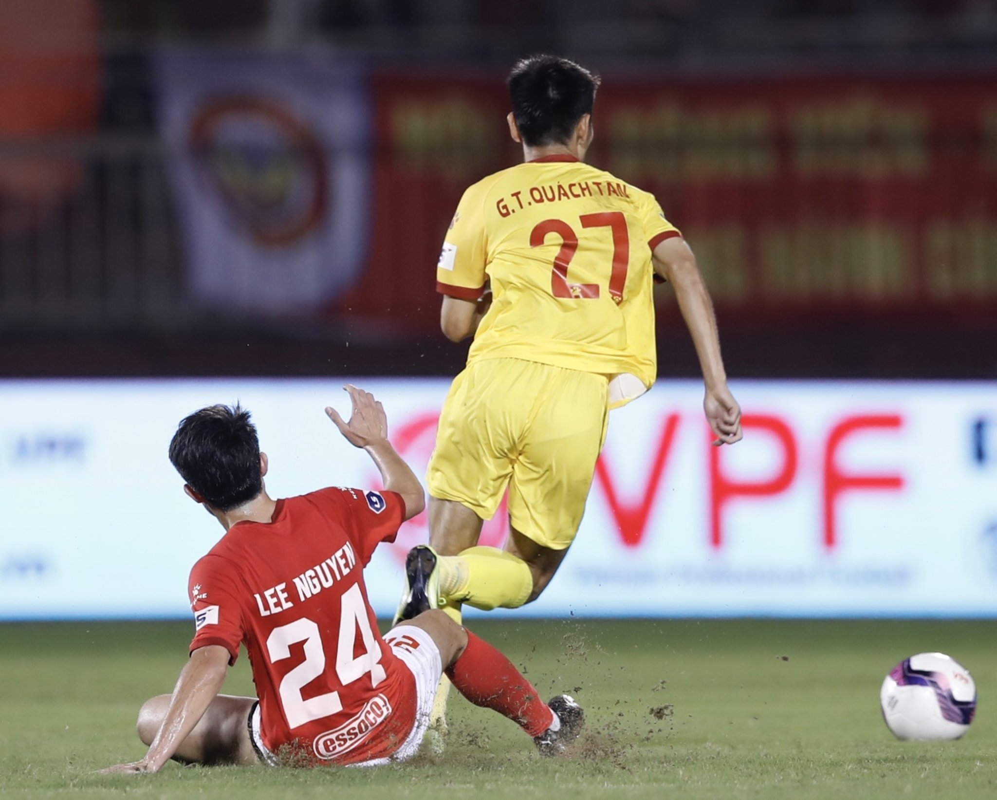 dang cap cua lee nguyen anh 2