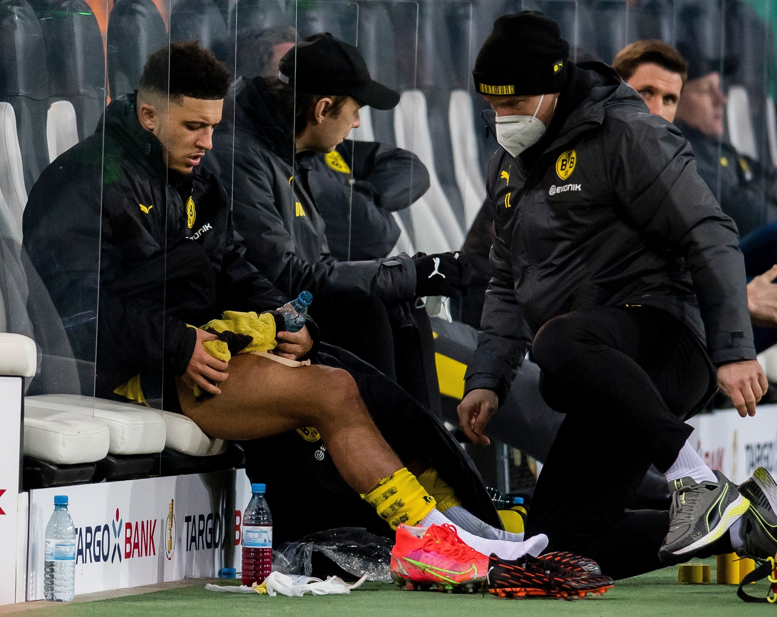 dortmund mat 3 tru cot anh 1