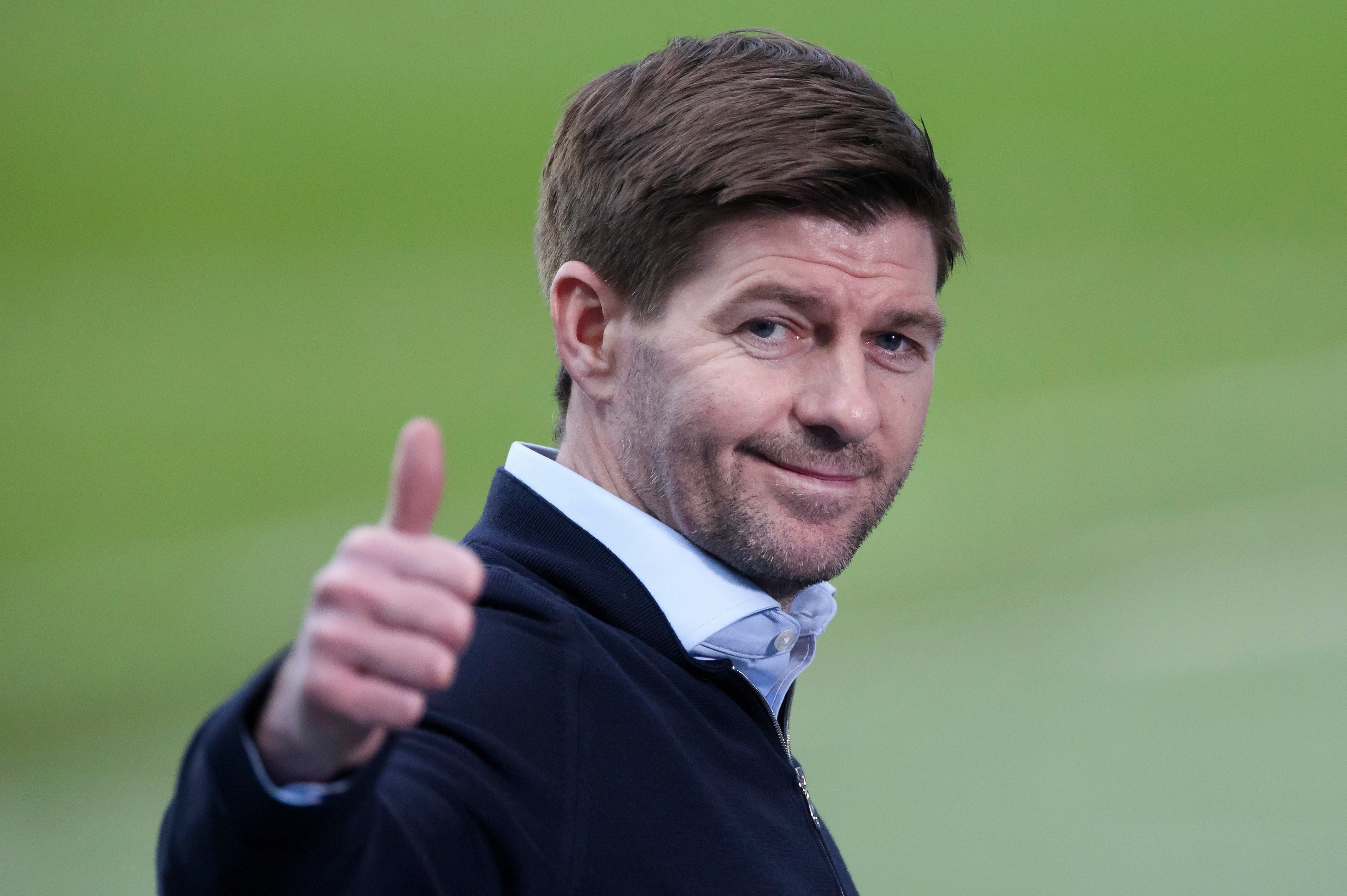 Gerrard tao hang loat thong ke an tuong cung tan vuong Scotland hinh anh