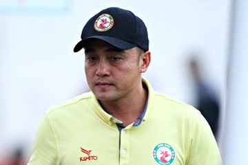 Bai toan kho cua HLV Duc Thang o CLB Binh Dinh hinh anh