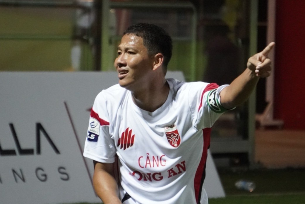 Anh Duc ghi diem voi thay Park hinh anh