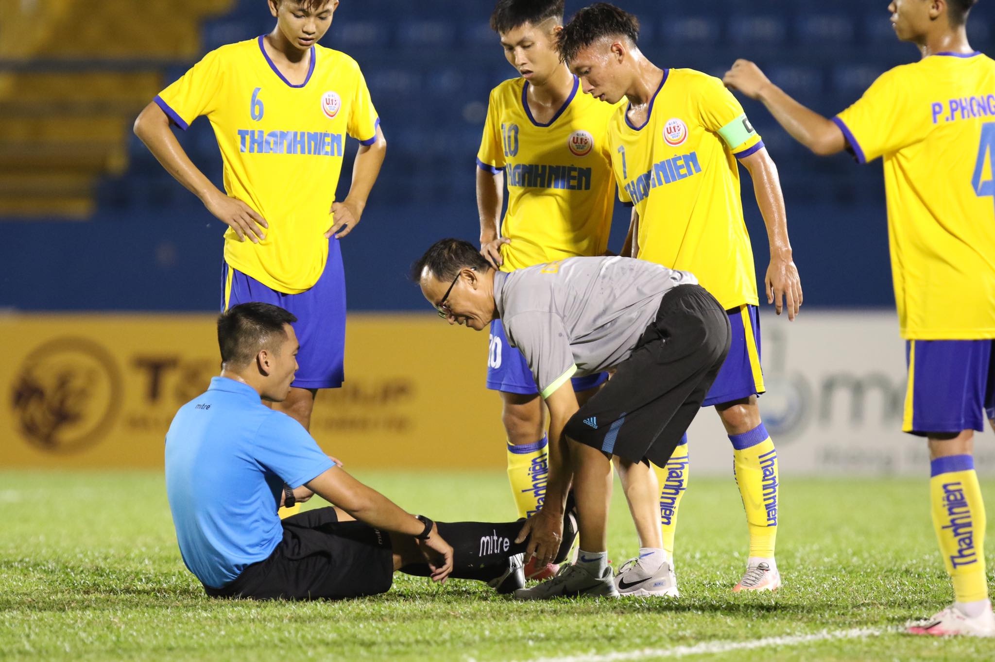 trong tai bi chuot rut anh 1