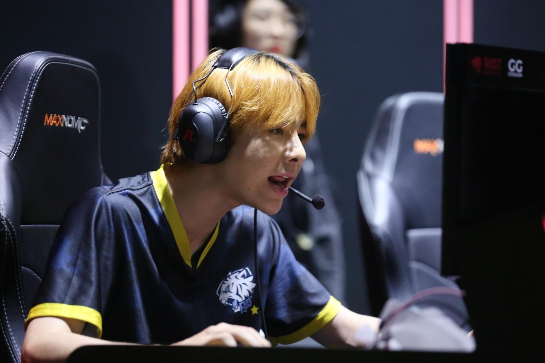 Hiep hoi eSports len tieng khi Zeros bi cam thi dau vinh vien hinh anh