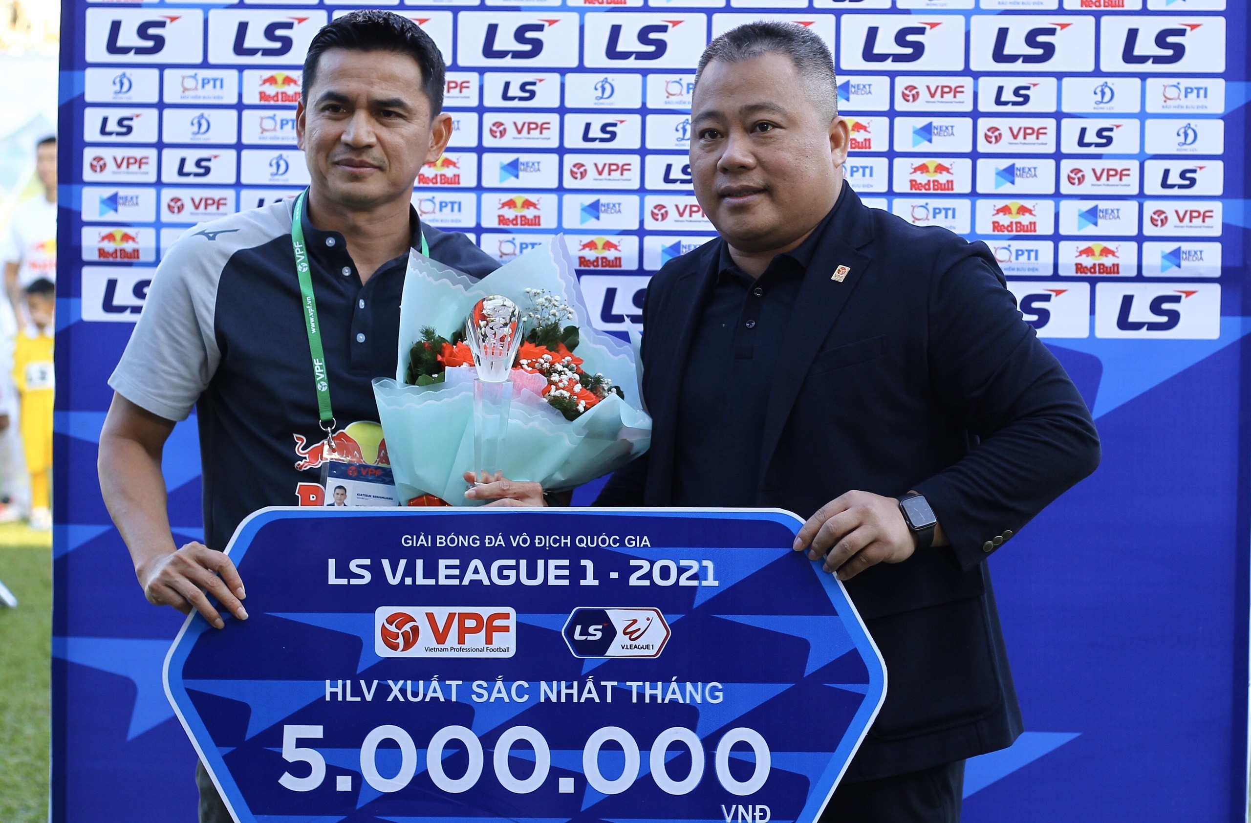 thay park va bau duc anh 8