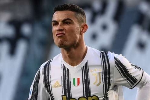 Ronaldo bi cuu tien ve Juventus chi trich hinh anh