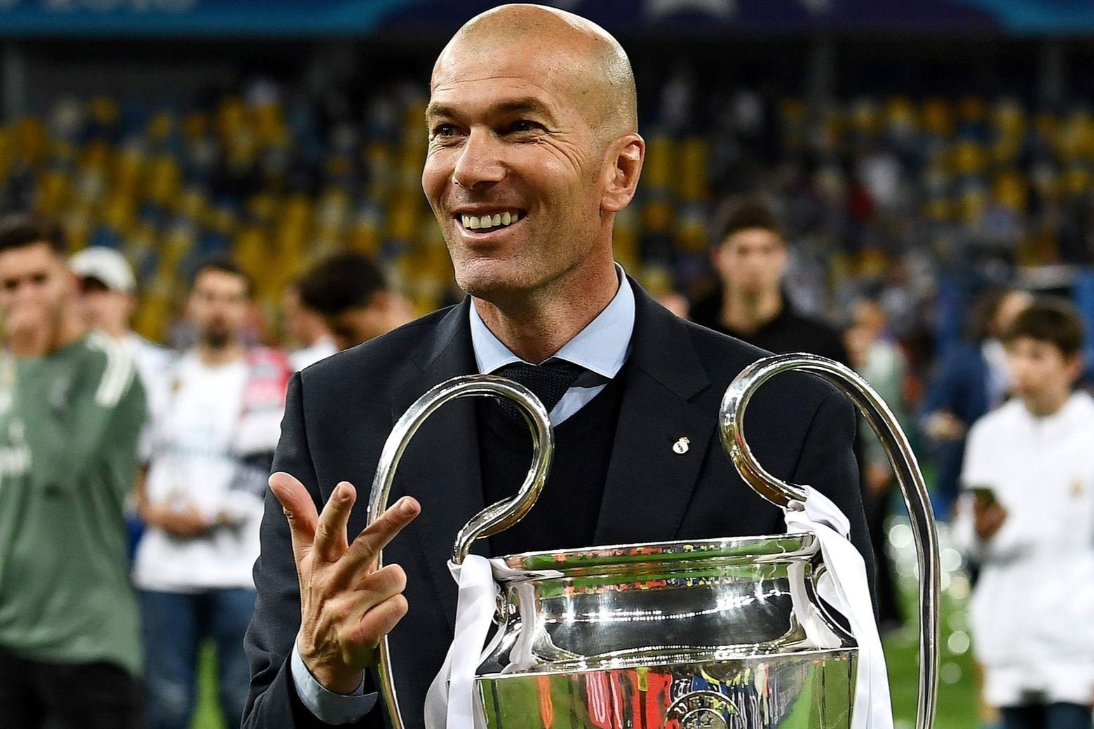 Zidane can Champions League thu 4 de thanh HLV vi dai nhat hinh anh