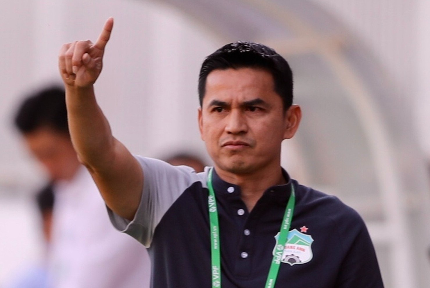 Kiatisuk qua gioi hinh anh