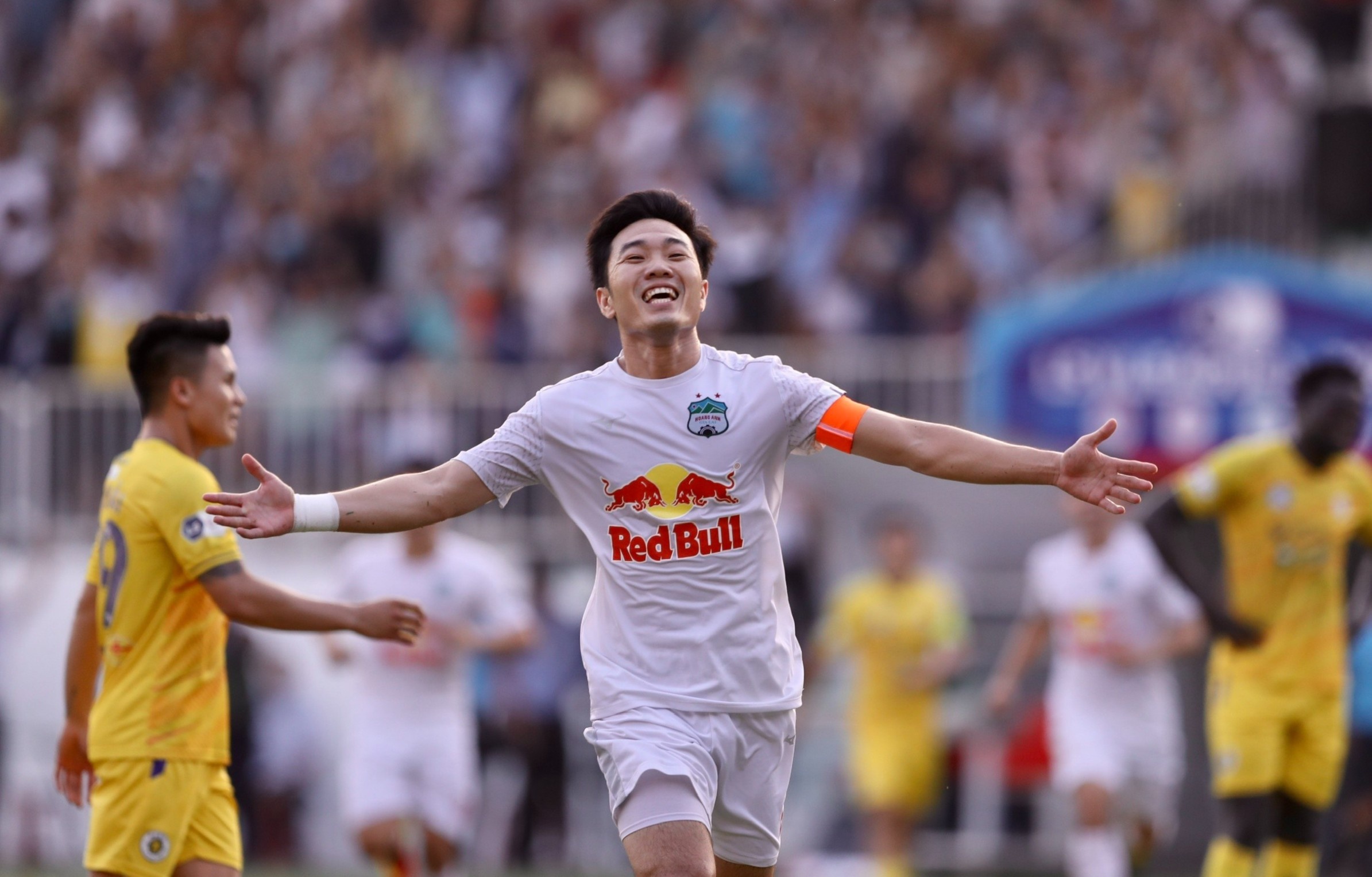 xuan truong tro lai anh 1