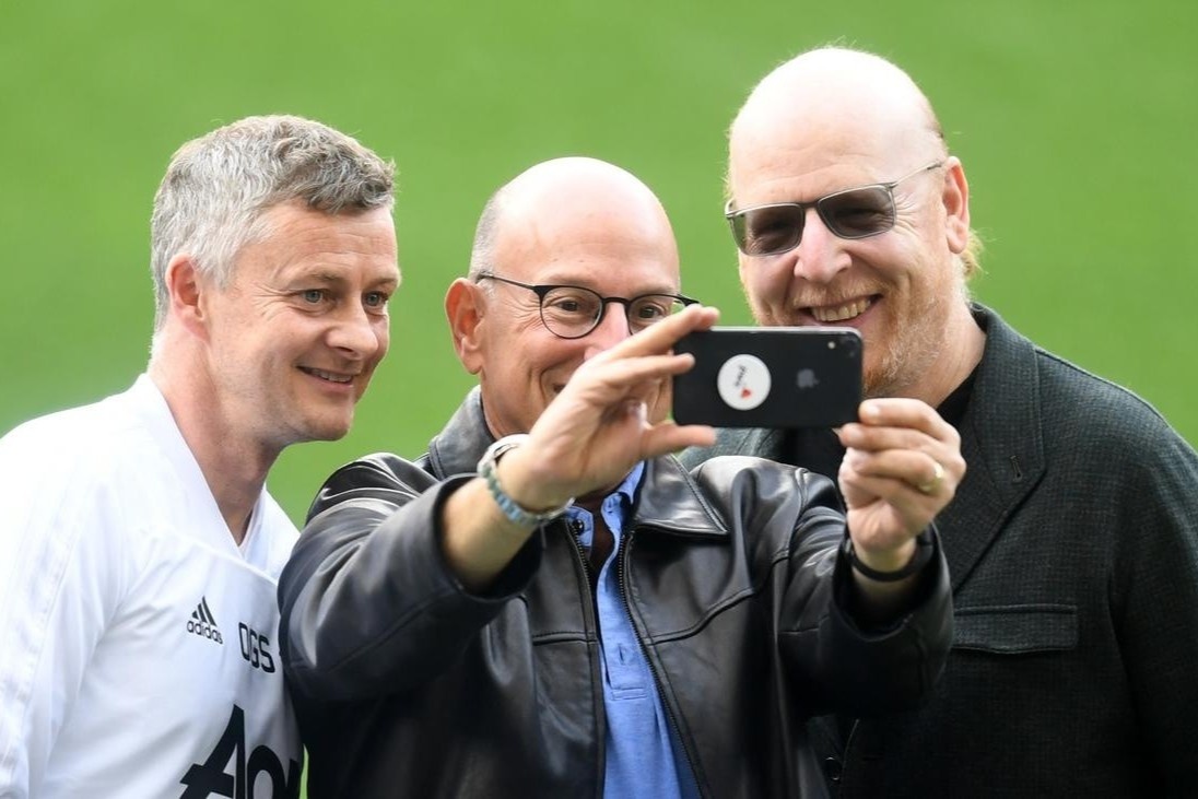 Solskjaer ung ho ong chu My sau khi MU roi Super League hinh anh