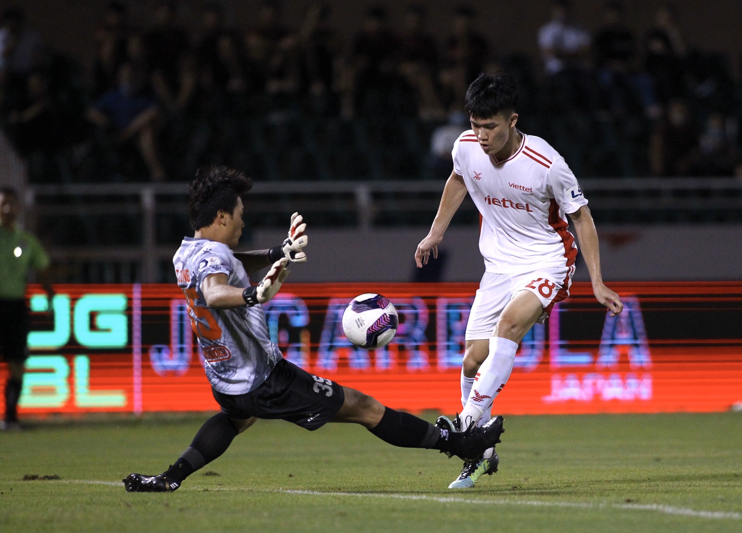 ban gai bui tien dung anh 7